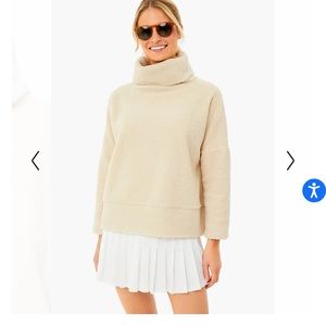 Tuckernuck Sherpa Teddy Funnelneck Small VGUC